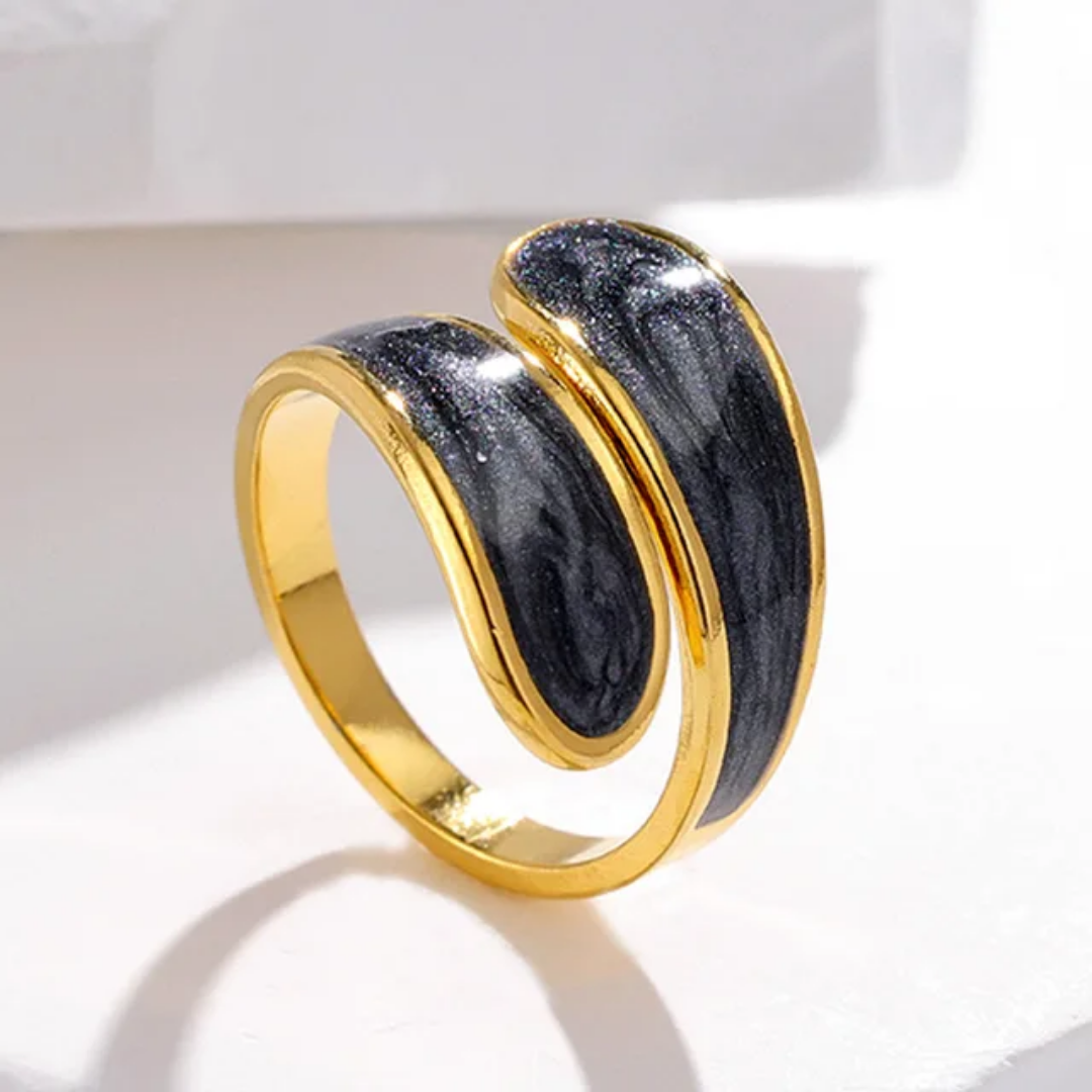 Mia enamel ring