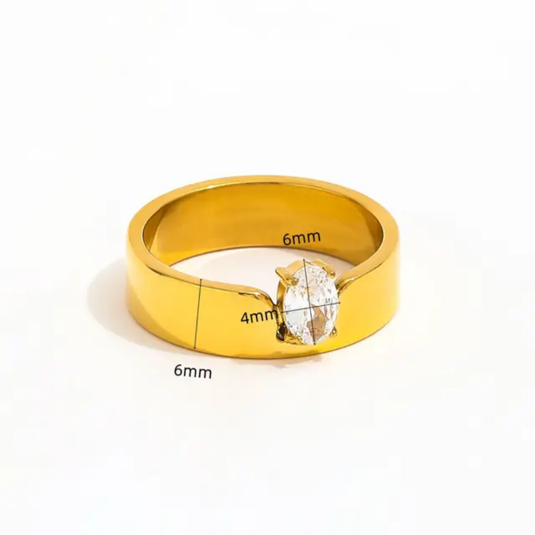Martina solitaire ring