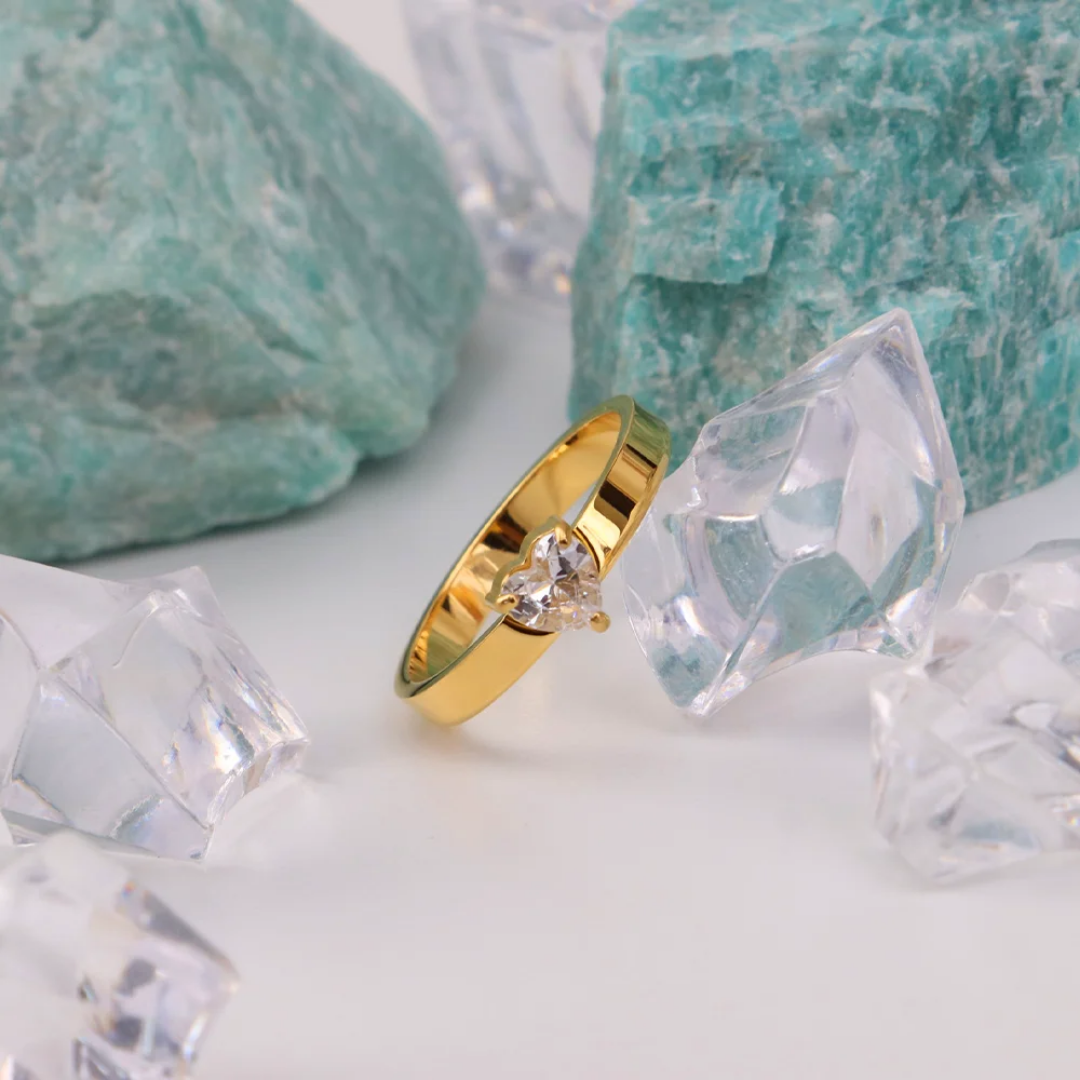 Beatrice solitaire ring