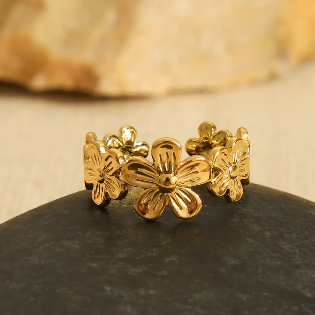 Amber floral open ring