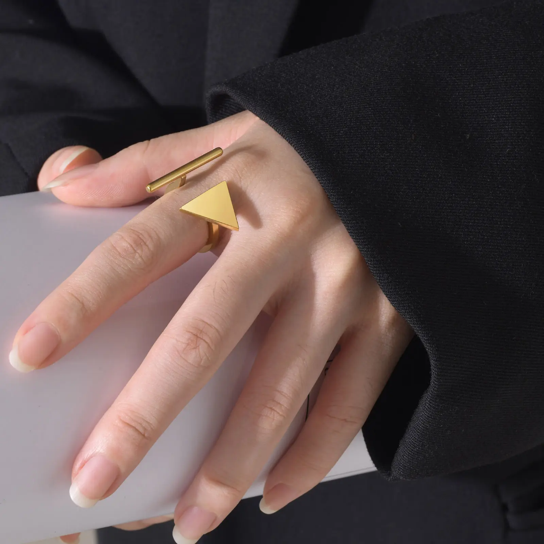 Apex ring