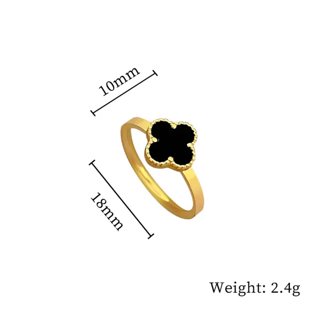 Black clover leaf ring