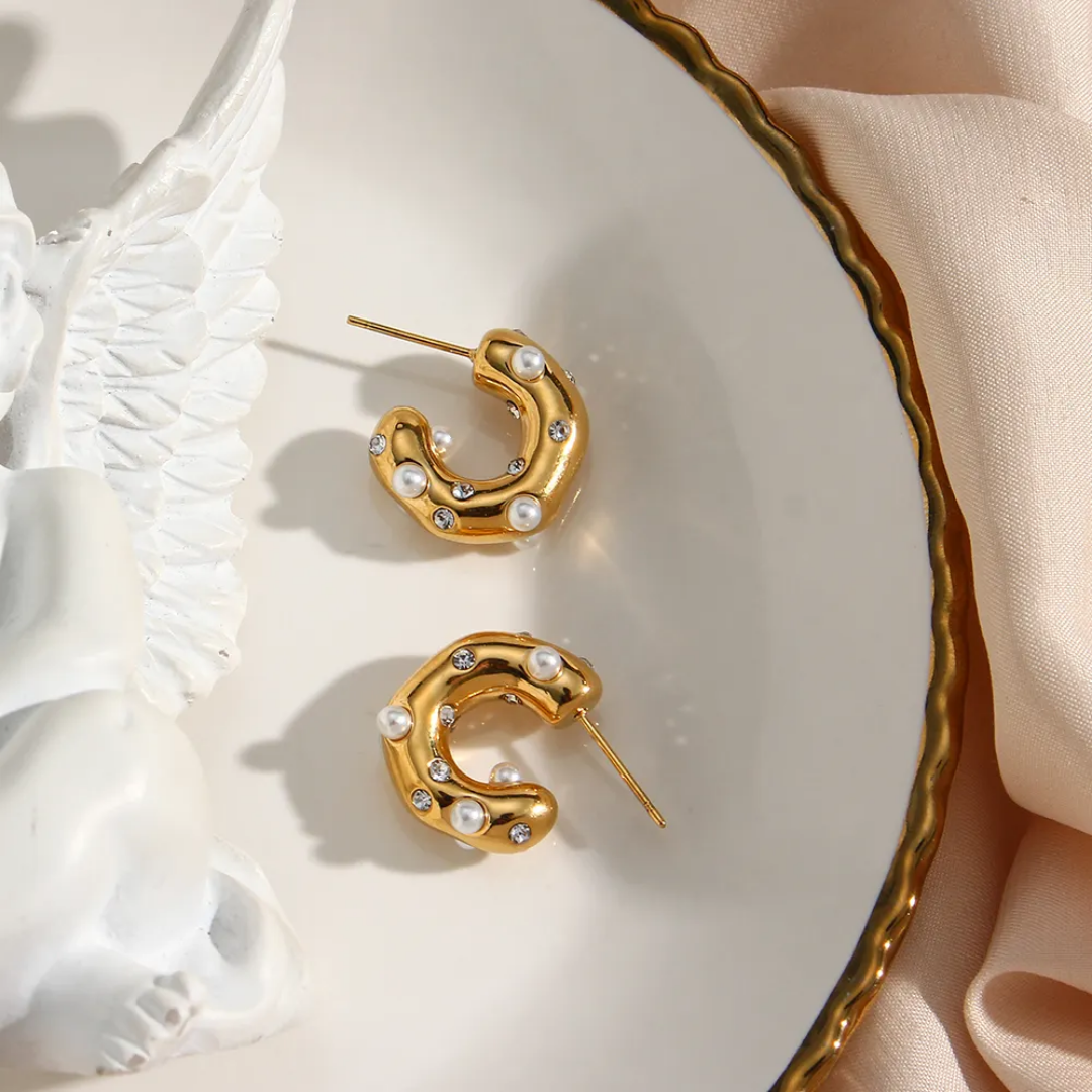 Ivory pearl earrings