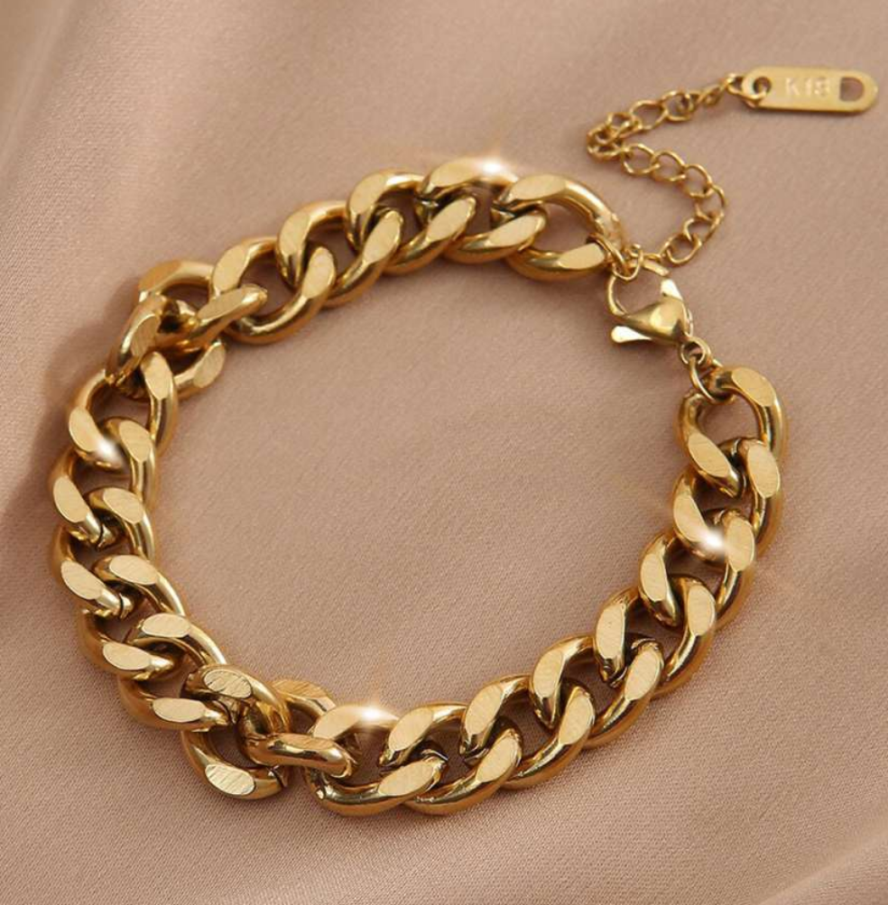 Scarlett chunky cuban bracelet