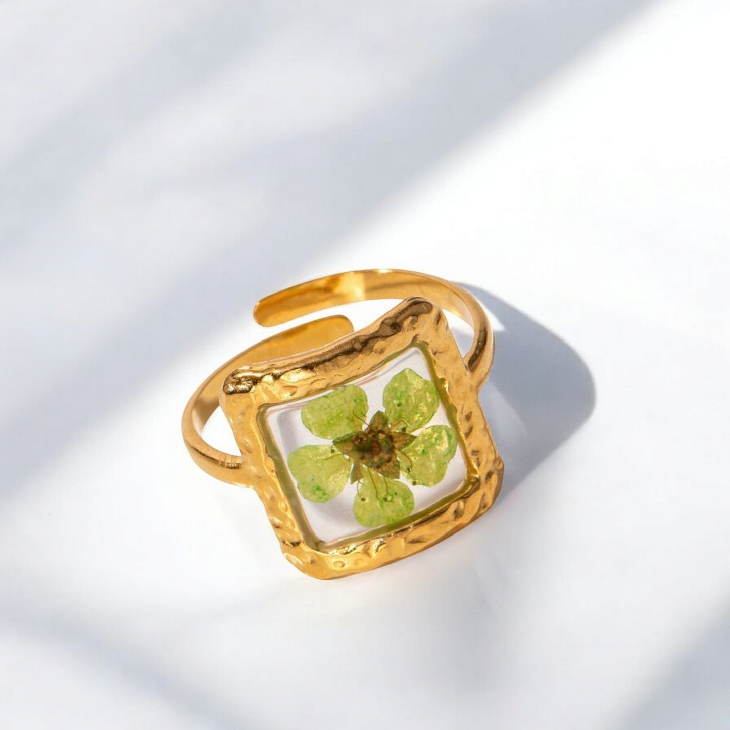 Bloom floral open ring