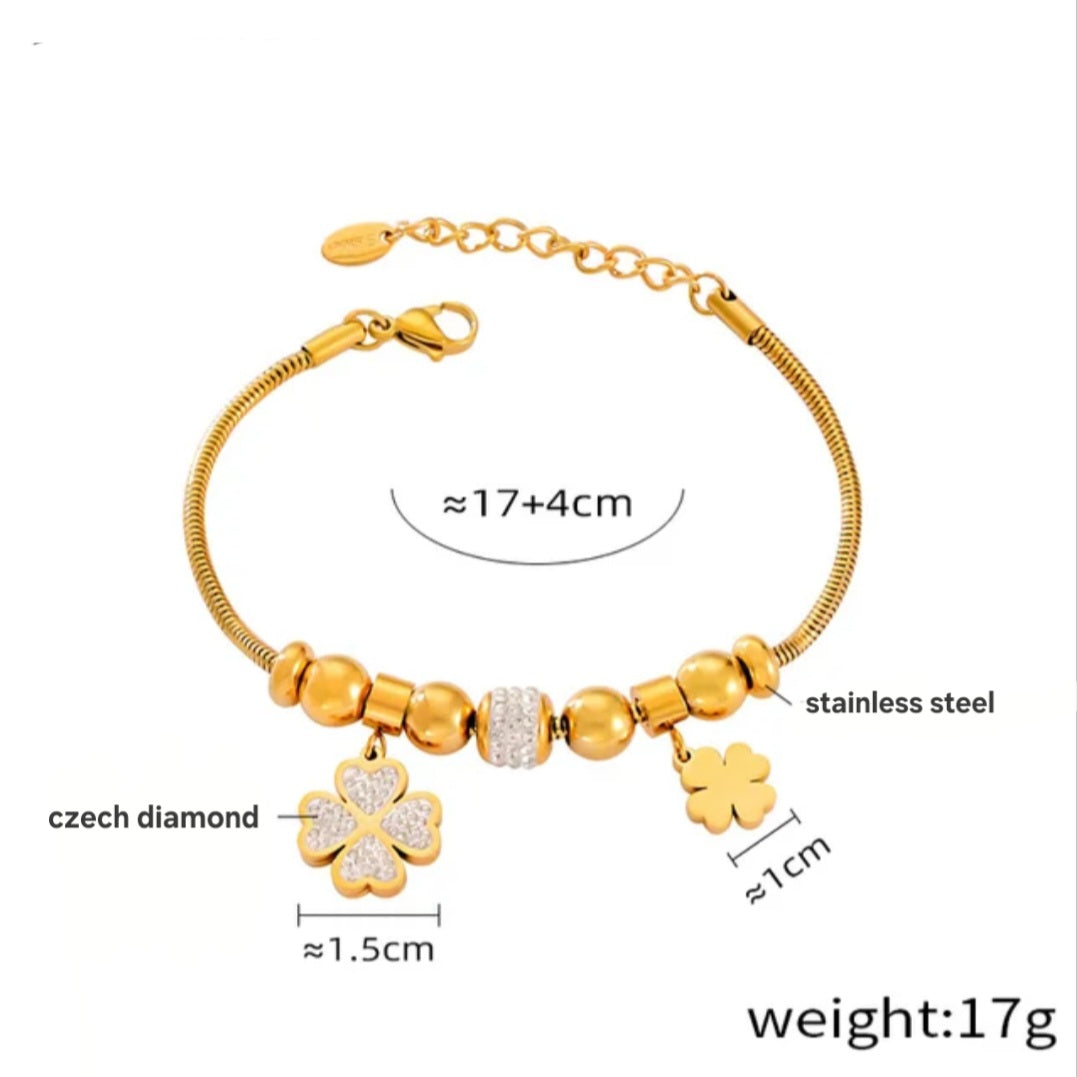 Claudia clover bracelet