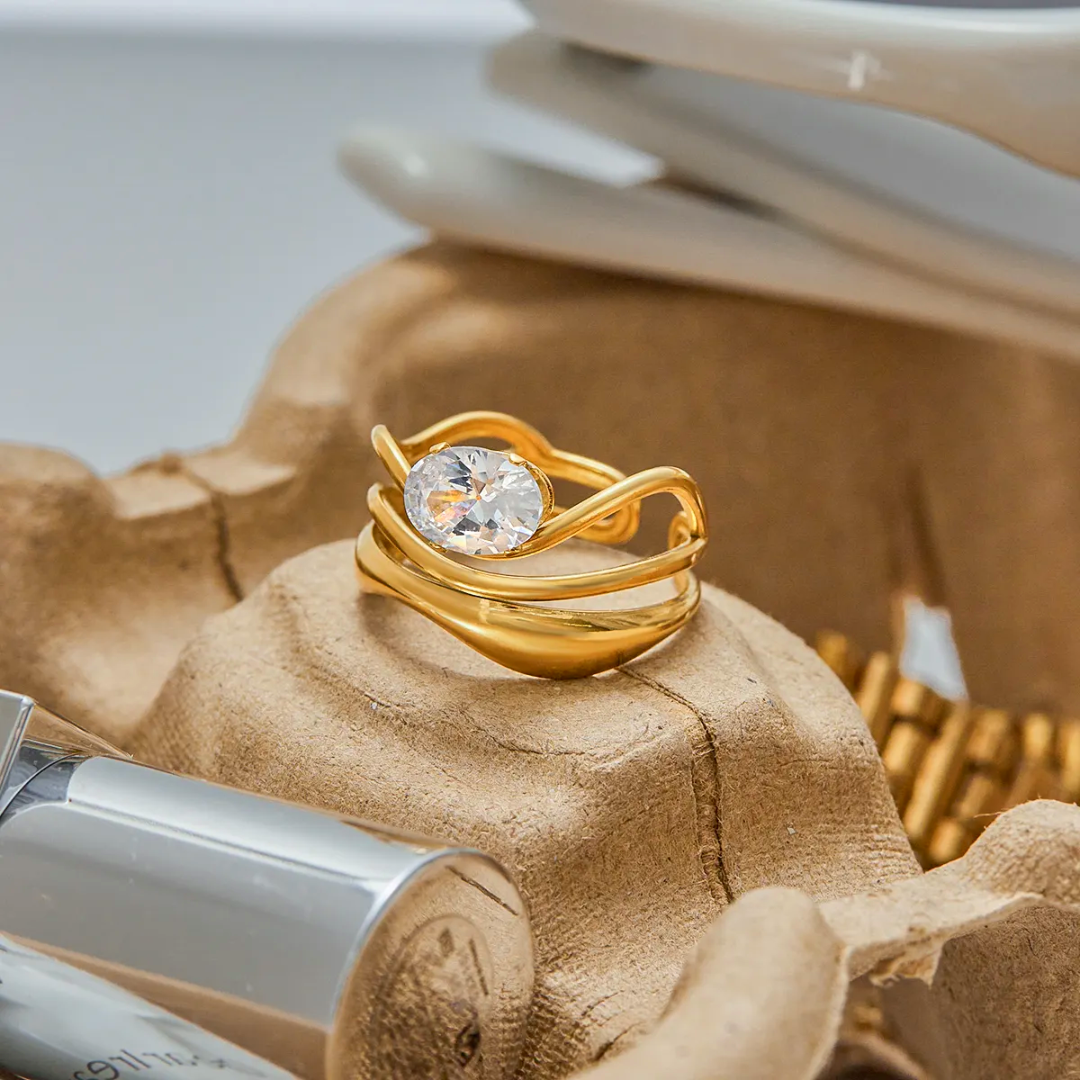 Wavelength Solitaire Ring