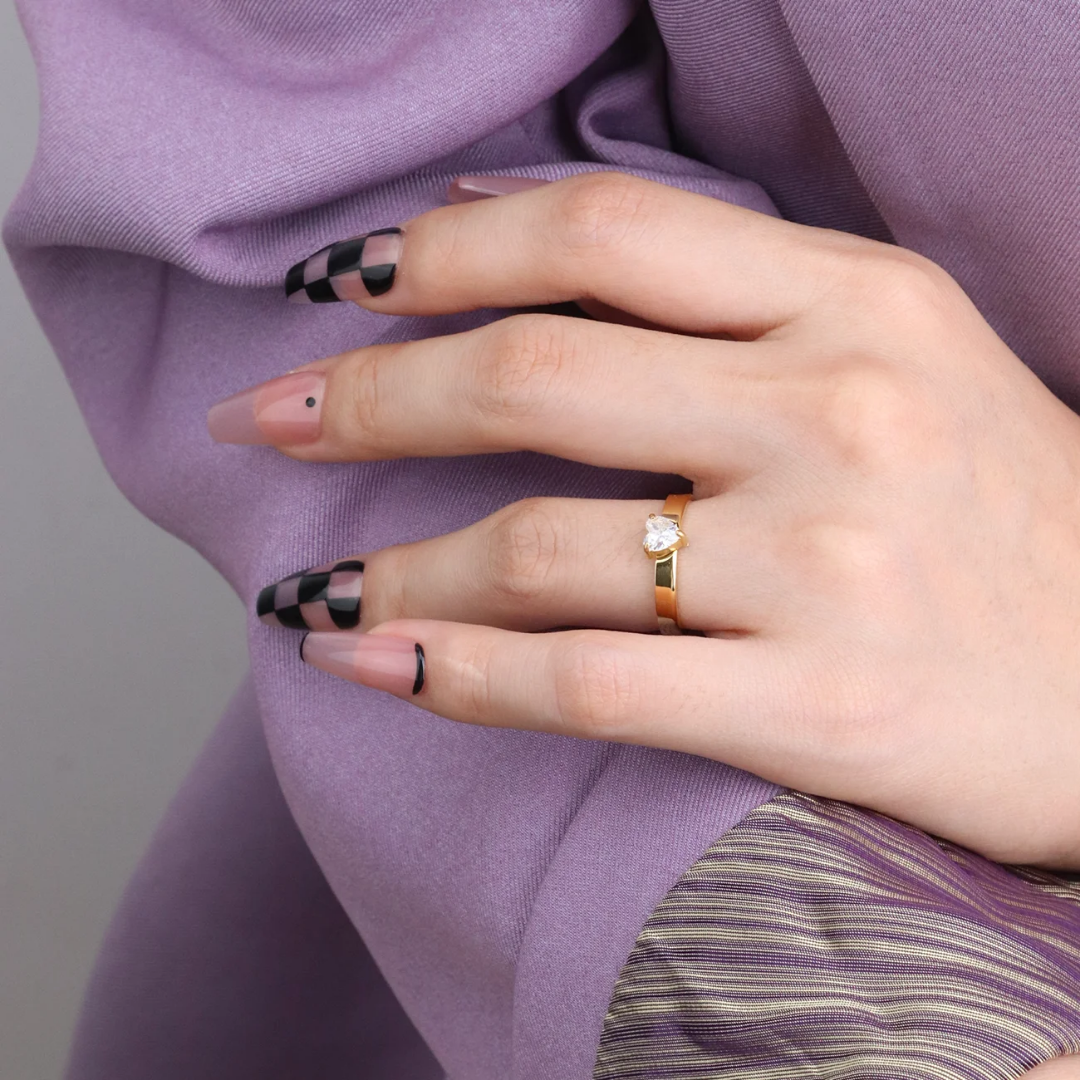 Beatrice solitaire ring