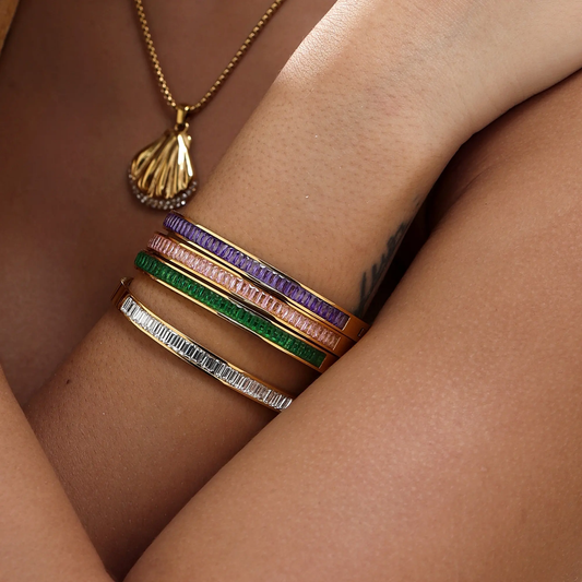 Petal zircon bangle