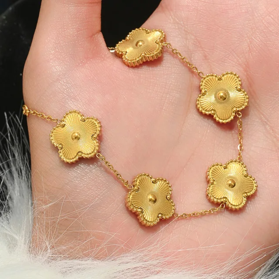 Signature Gold Bracelet Stack (Set of 3)