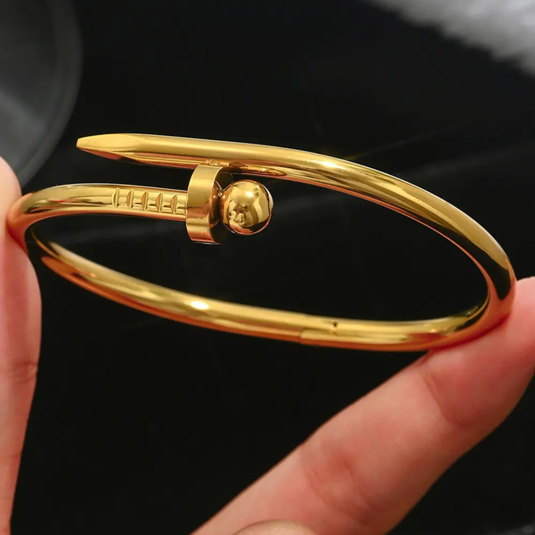 Signature Gold Bracelet Stack (Set of 3)